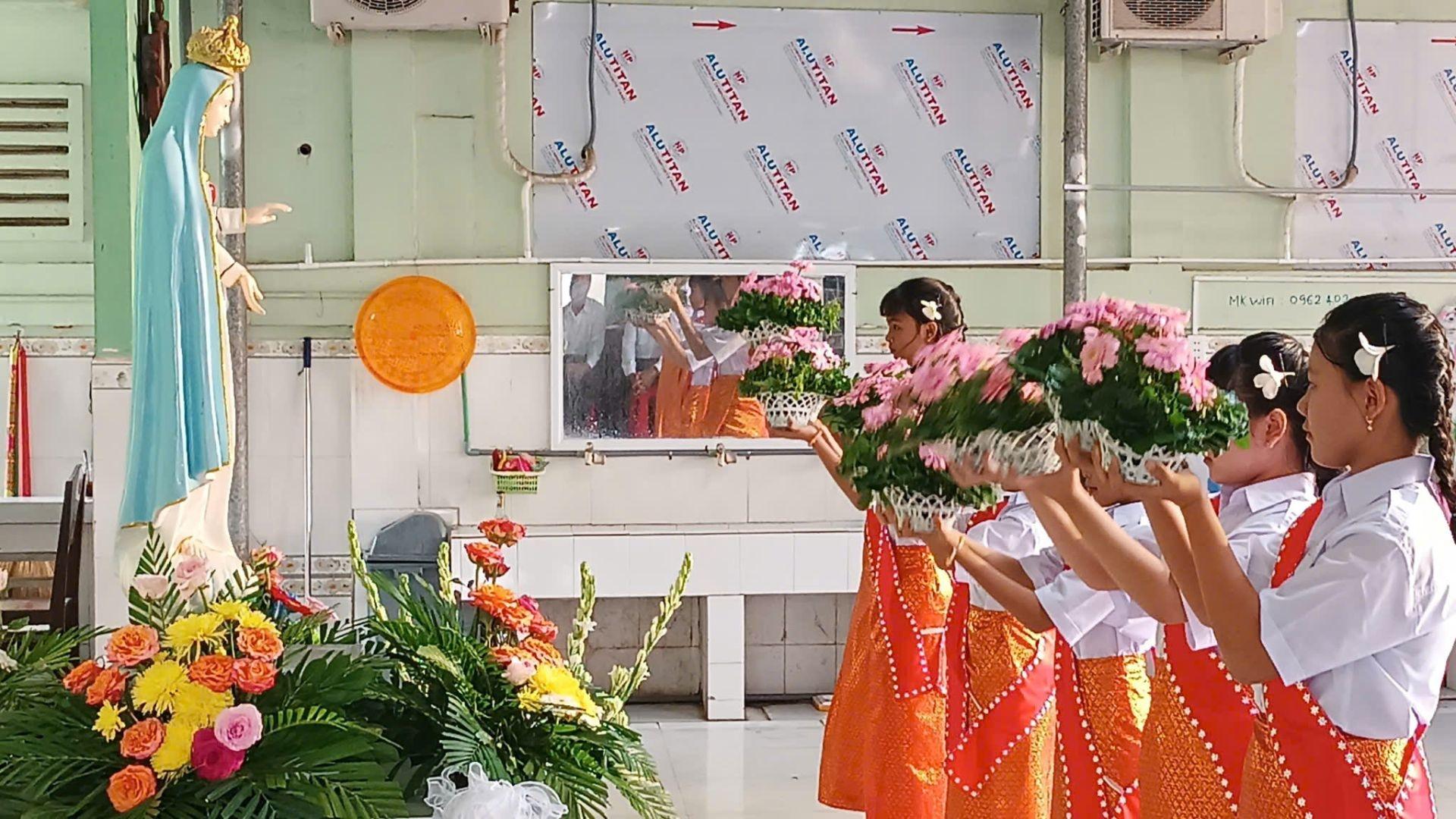 Tháng Hoa về với Họ đạo Đại Tâm