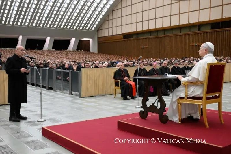 Các câu trả lời của Đức Thánh Cha Lêô XIV cho các câu hỏi của các linh mục Giáo phận Rôma trong cuộc gặp gỡ ngày 19/02/2026